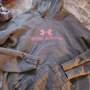 Womens sz Med Under Armour hoodie.